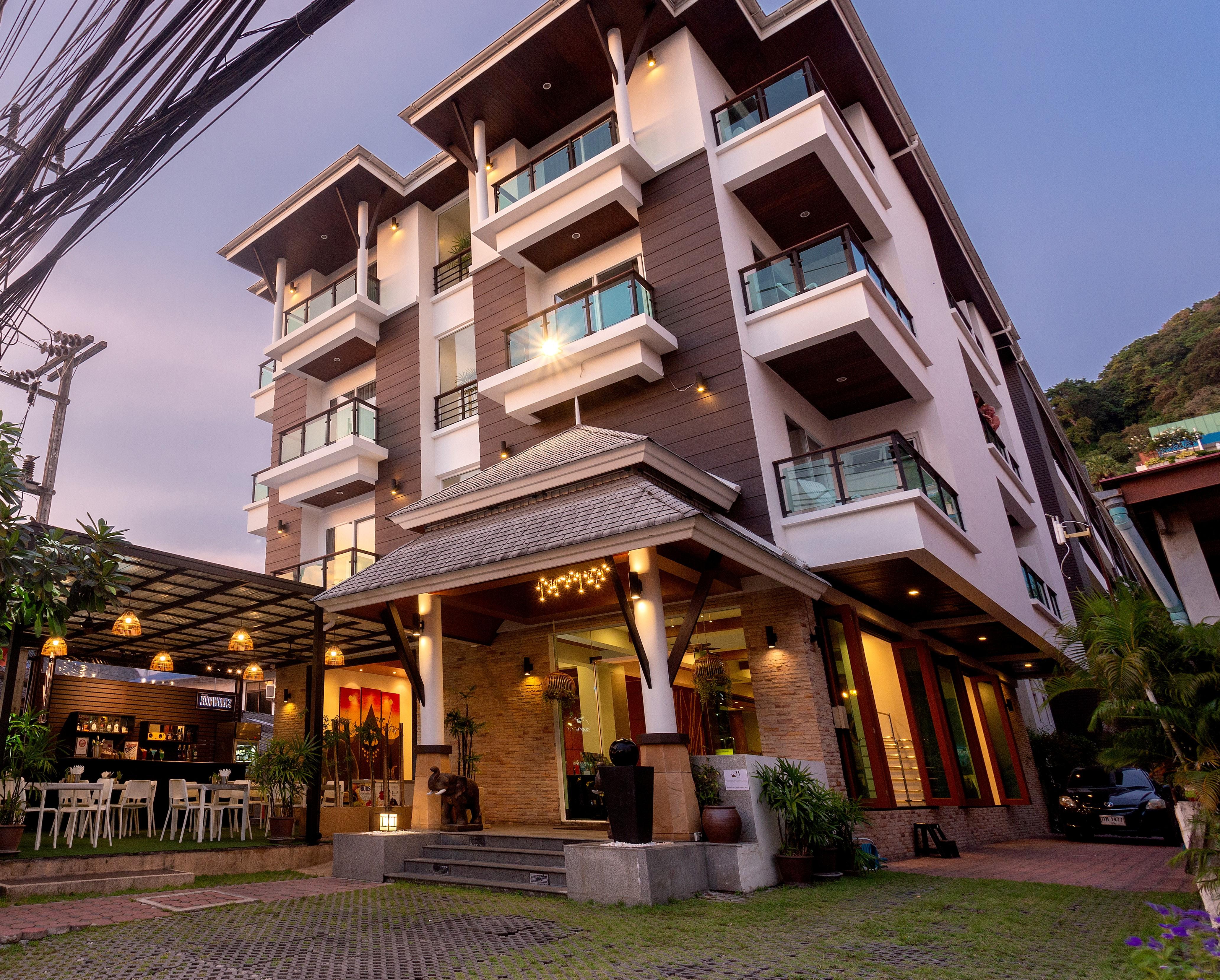 Baramee Resortel Patong Exterior foto