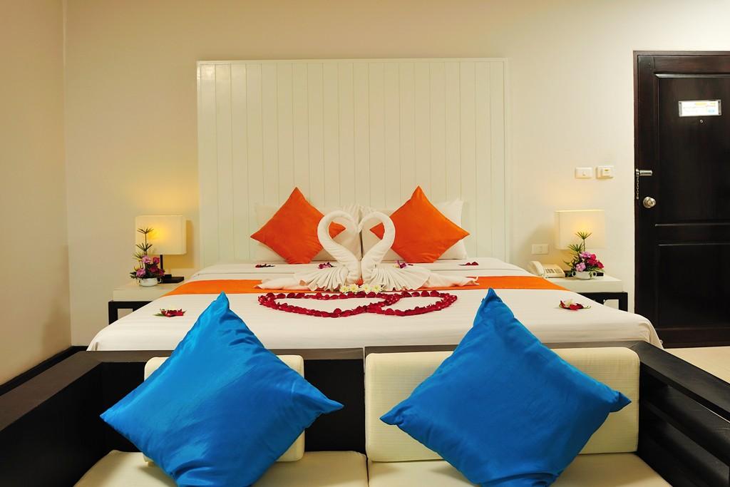 Baramee Resortel Patong Exterior foto