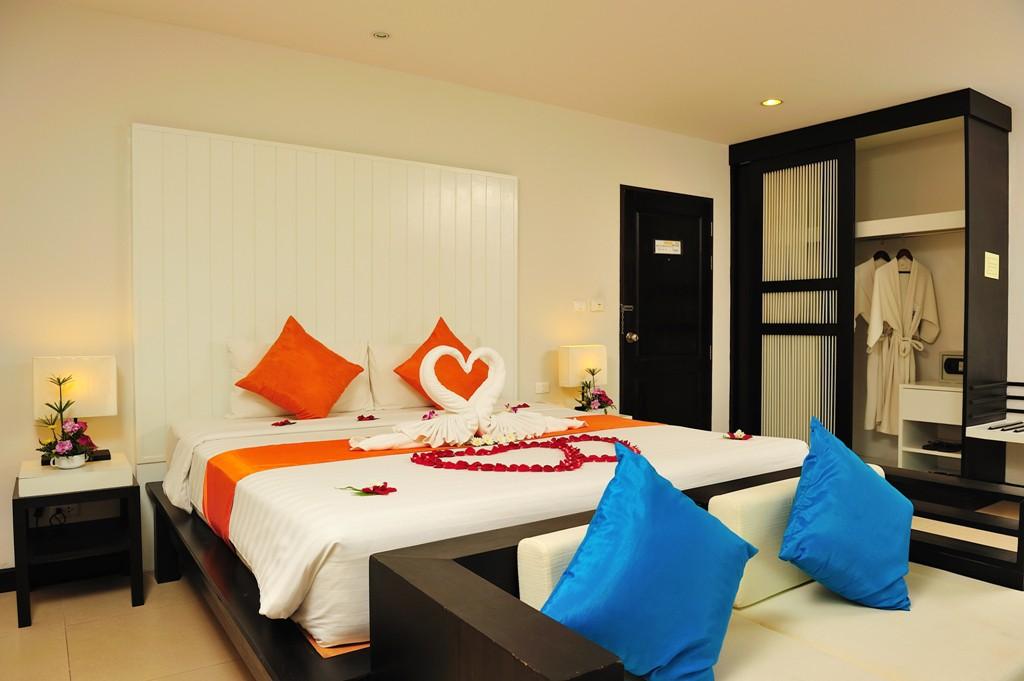 Baramee Resortel Patong Exterior foto