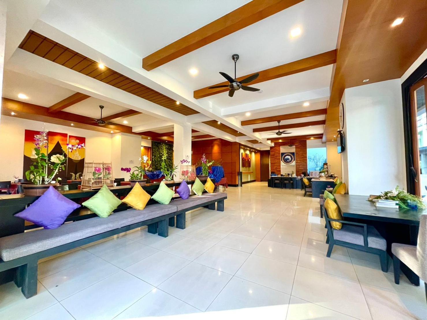 Baramee Resortel Patong Exterior foto